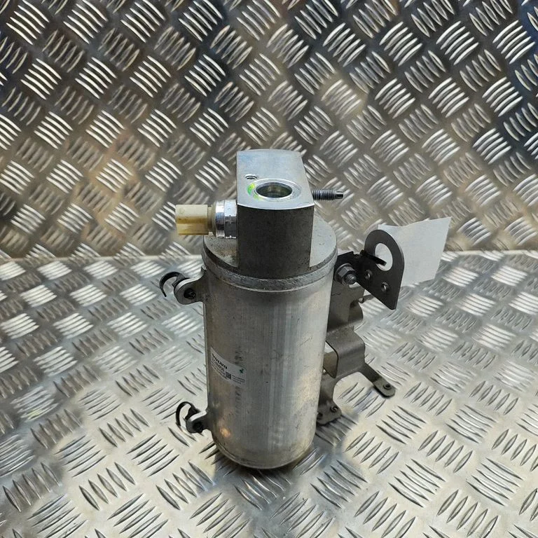 Gaisa kondicioniera žāvētājs P32289936