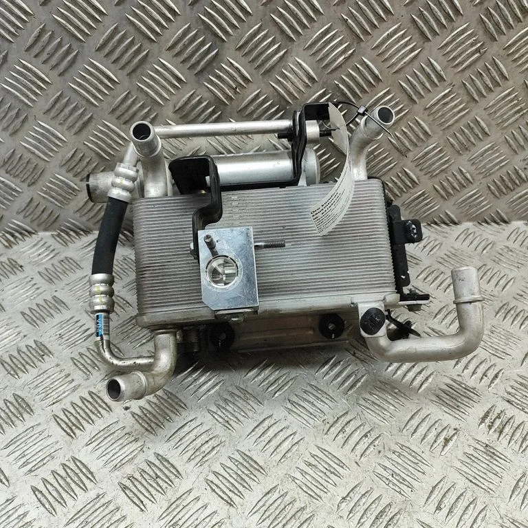Air conditioning (A/C) air dryer – KIA Niro (2022-)
