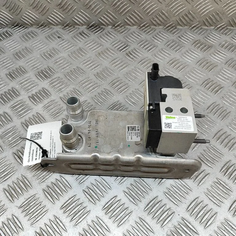 Air conditioning (A/C) air dryer T578775