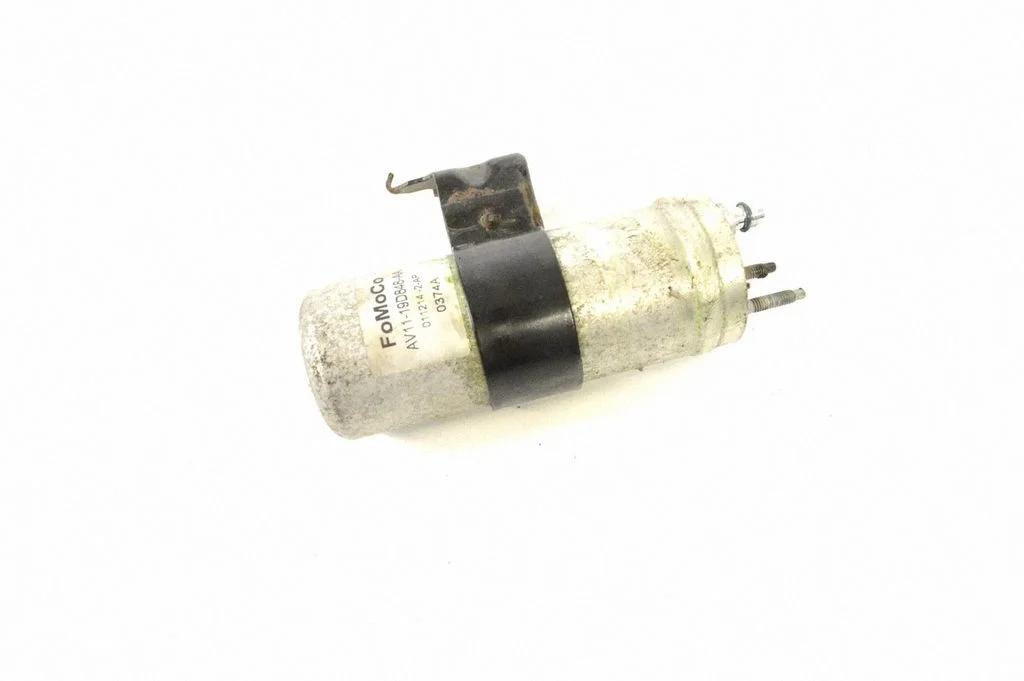 Air conditioning (A/C) air dryer AV1119D848AA