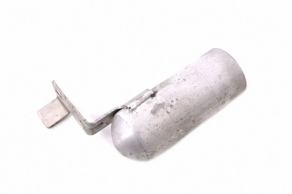 Air conditioning (A/C) air dryer