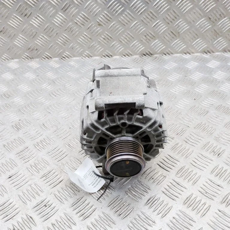 Generaator 06J903023D