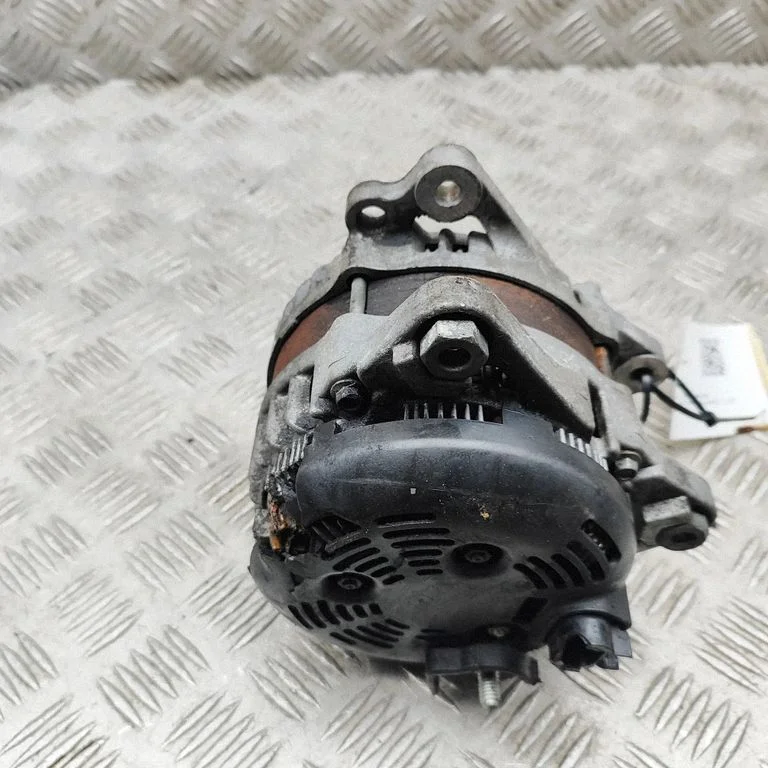 Generator/alternator 7PP903016A