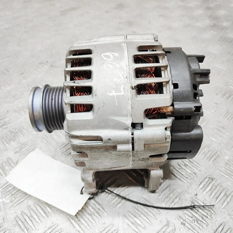 Ģenerators 05E903026K