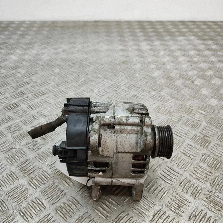 Generaator 06M903027B