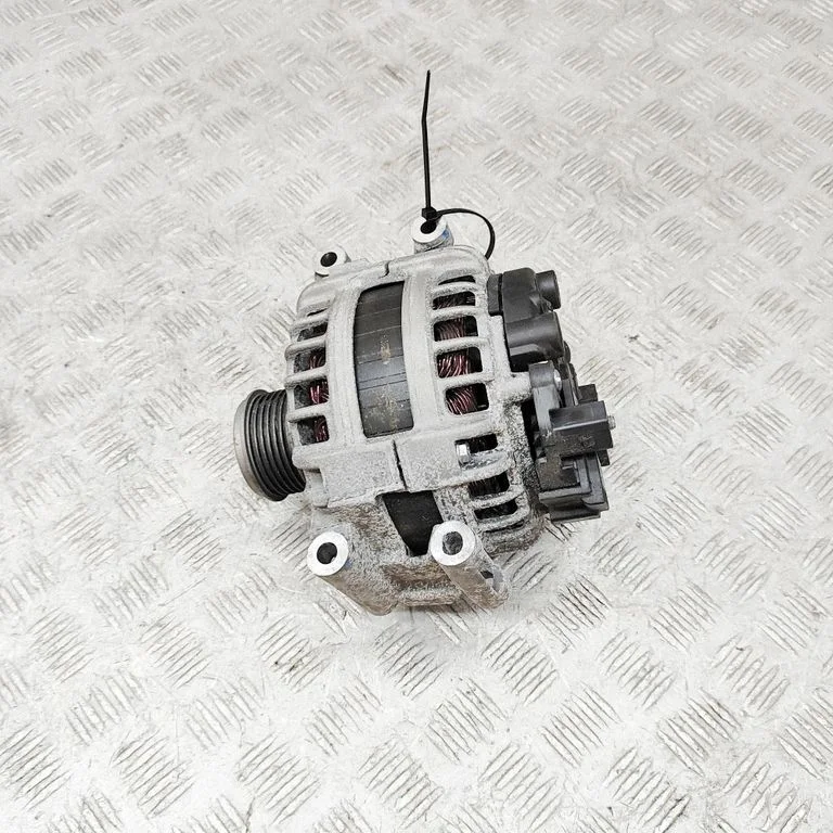Generaator 06K903026L