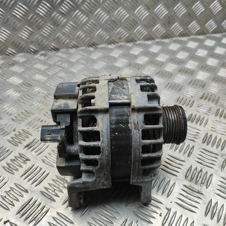 Ģenerators 0125811136