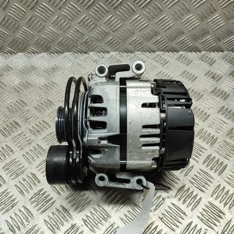 Ģenerators 06L903018G