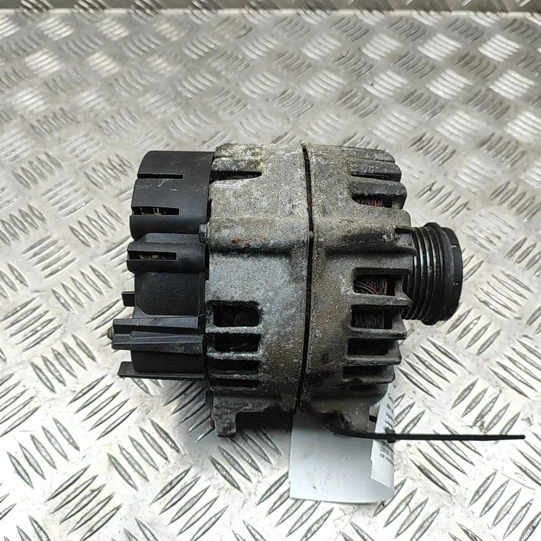 Generator/alternator FGN20S023