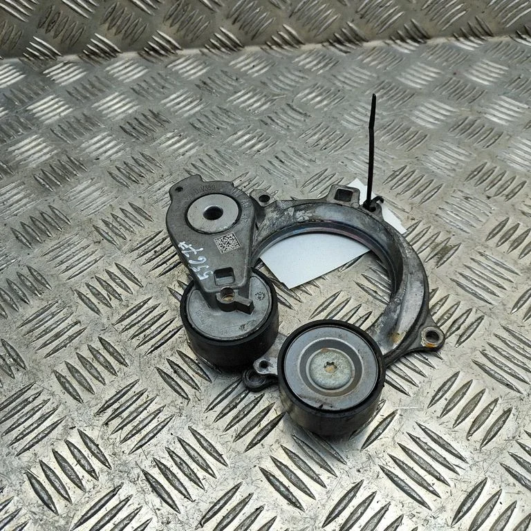 Siksnas spriegotājs 05L903305D