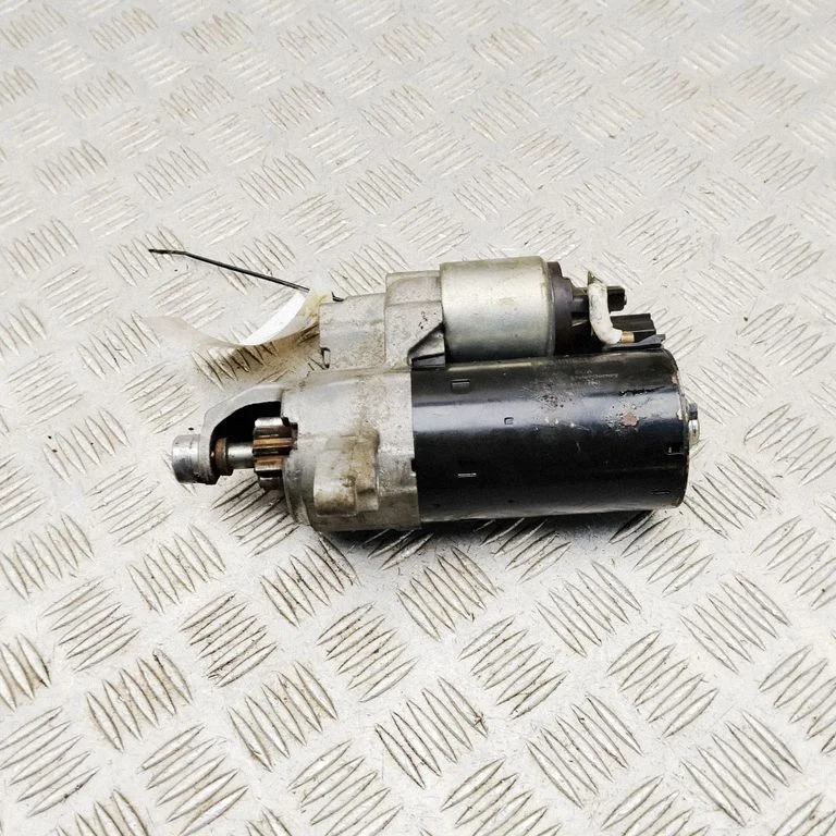Starter motor 079911021D
