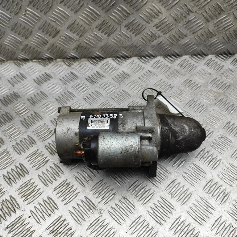 Rozrusznik M002T89076