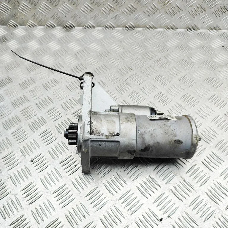 Starter motor M8D211001AC