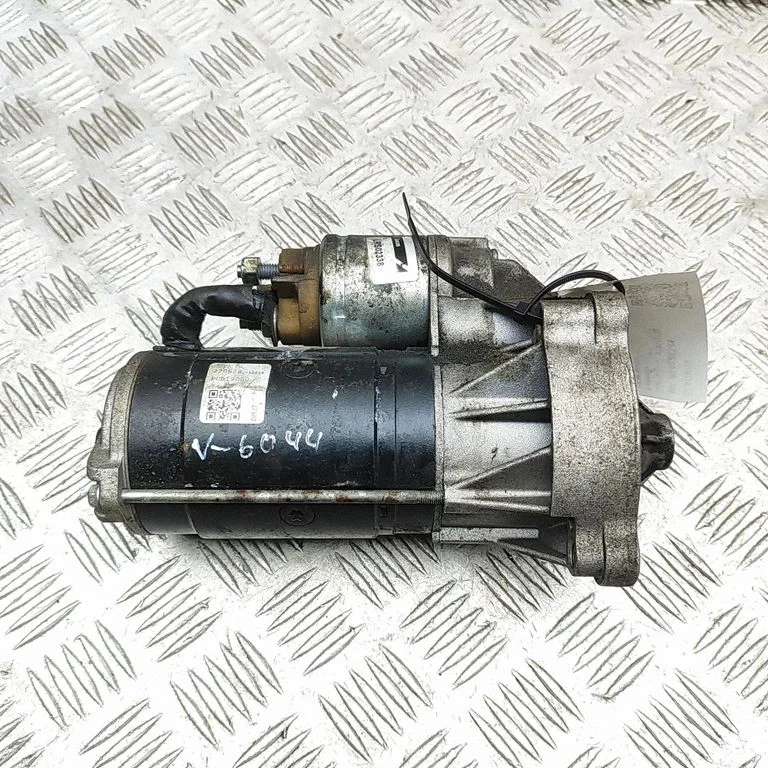 Rozrusznik LRS02338