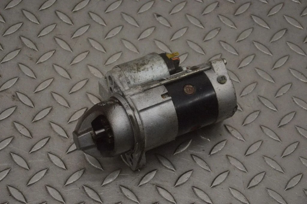 Rozrusznik M000TF0073