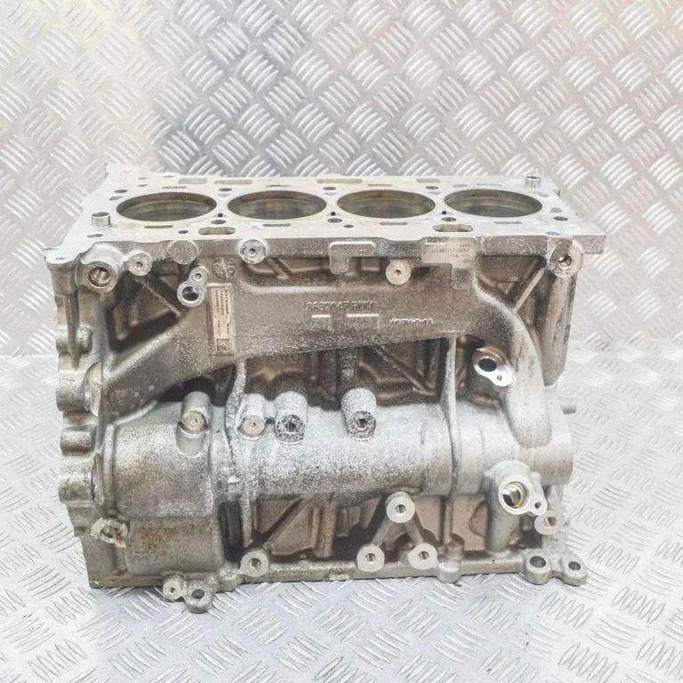 Engine block 7829152