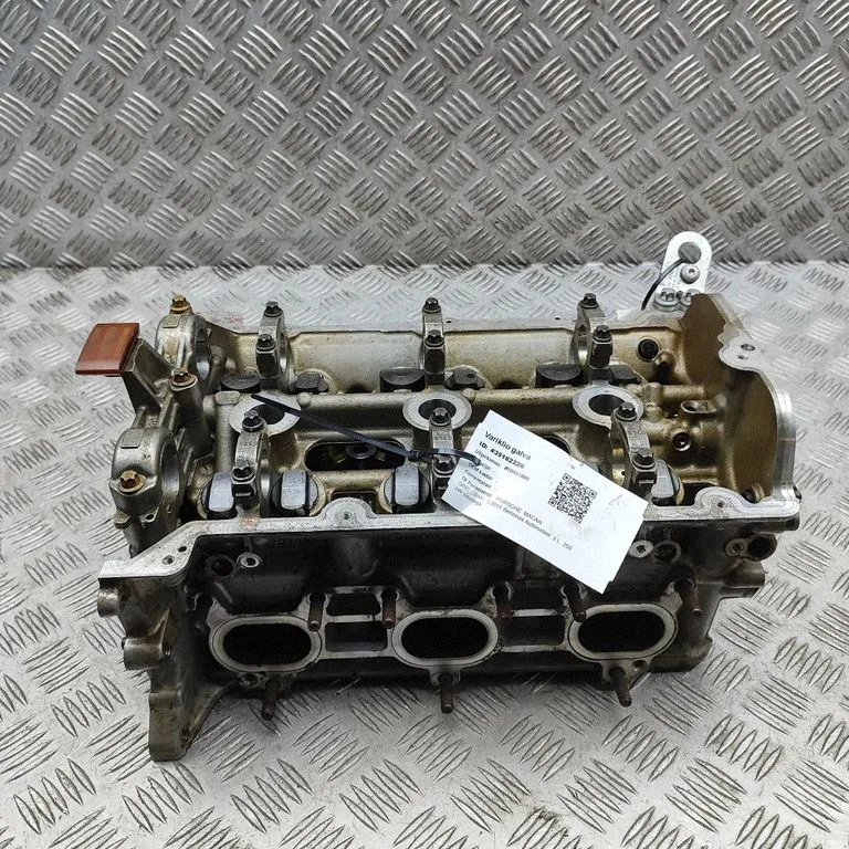 Engine head 946104106AR
