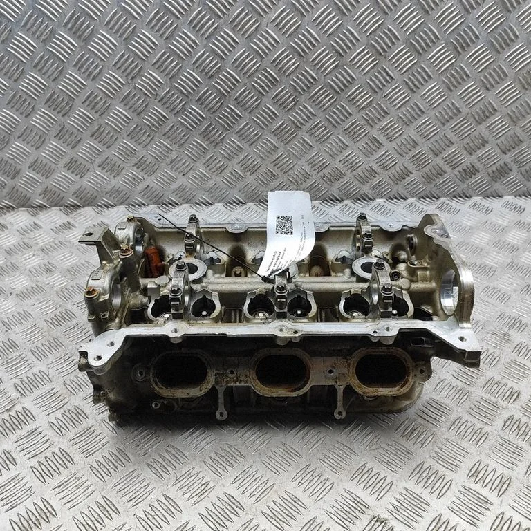 Engine head 946104105AR