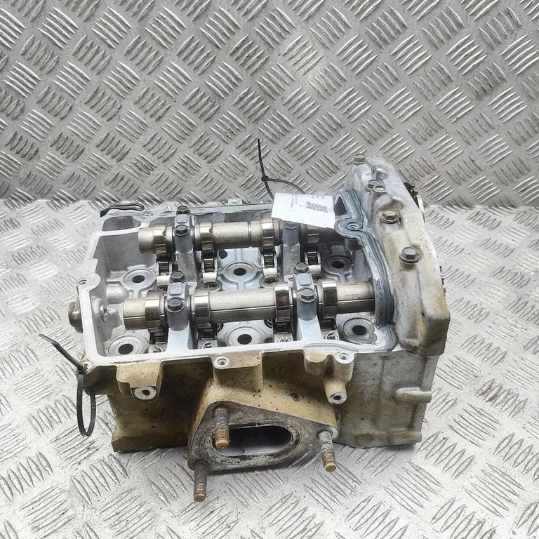 Engine head 11039AC050