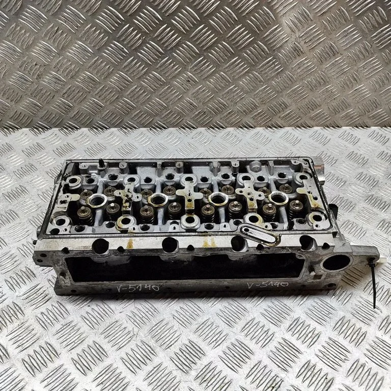 Dzinēja galva 04L103064511