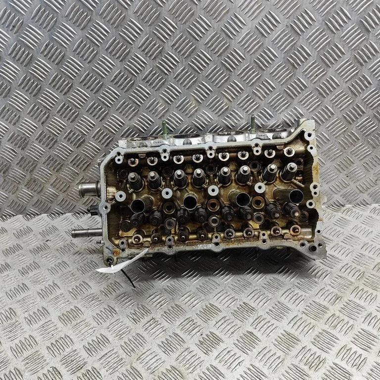 Engine head 1110109435