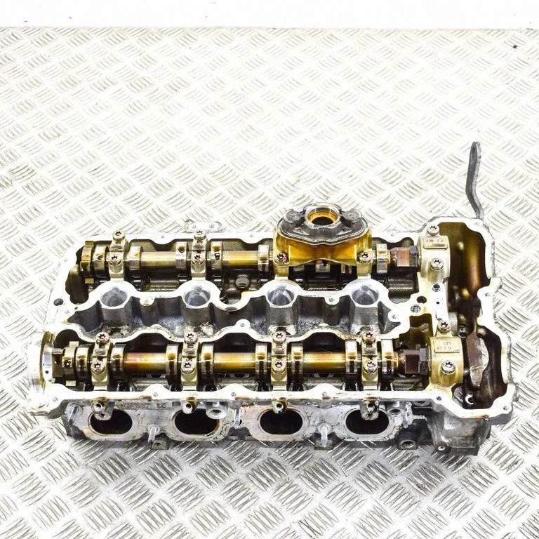 Engine head 7573936