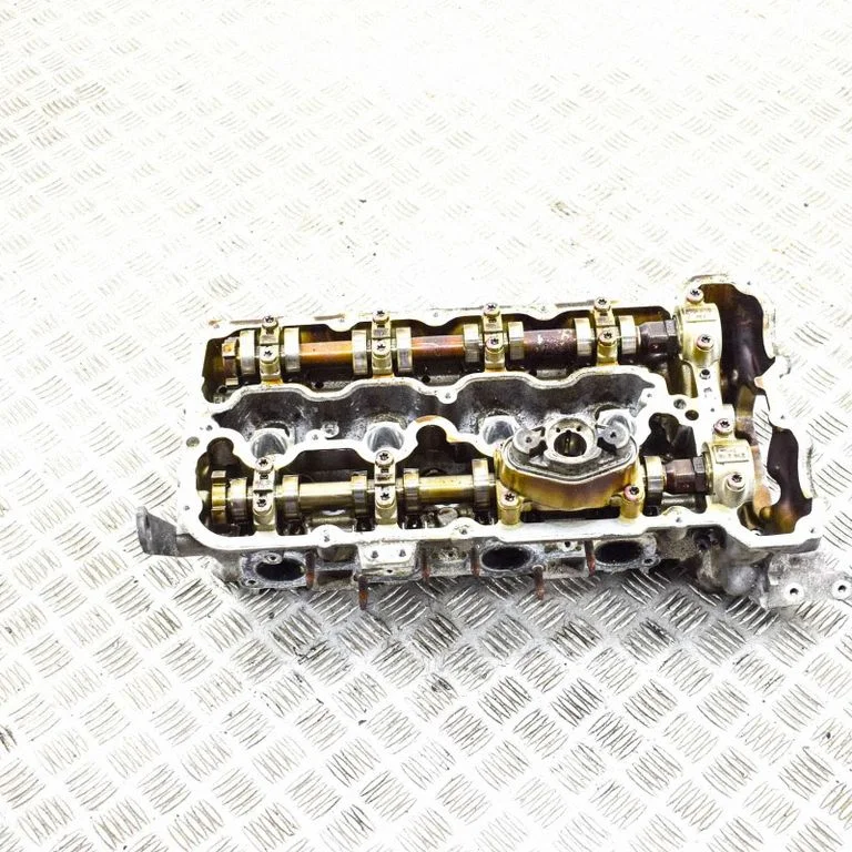 Engine head 7573940