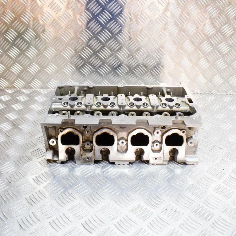 Engine head 04E103404AS