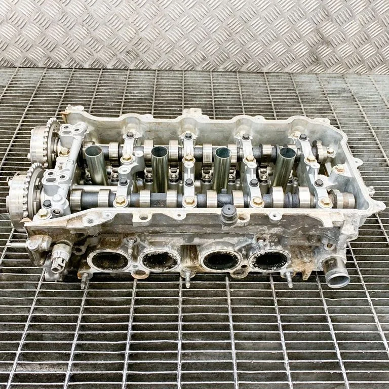 Engine head 1110139776