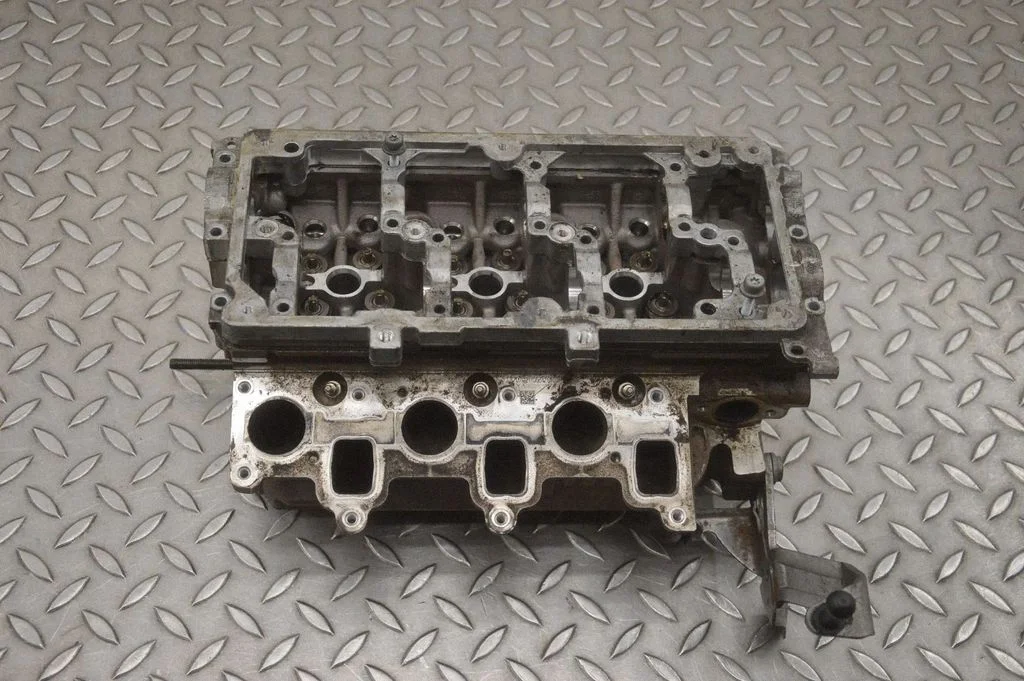 Engine head – Volkswagen Polo V 6R (2009-2017)