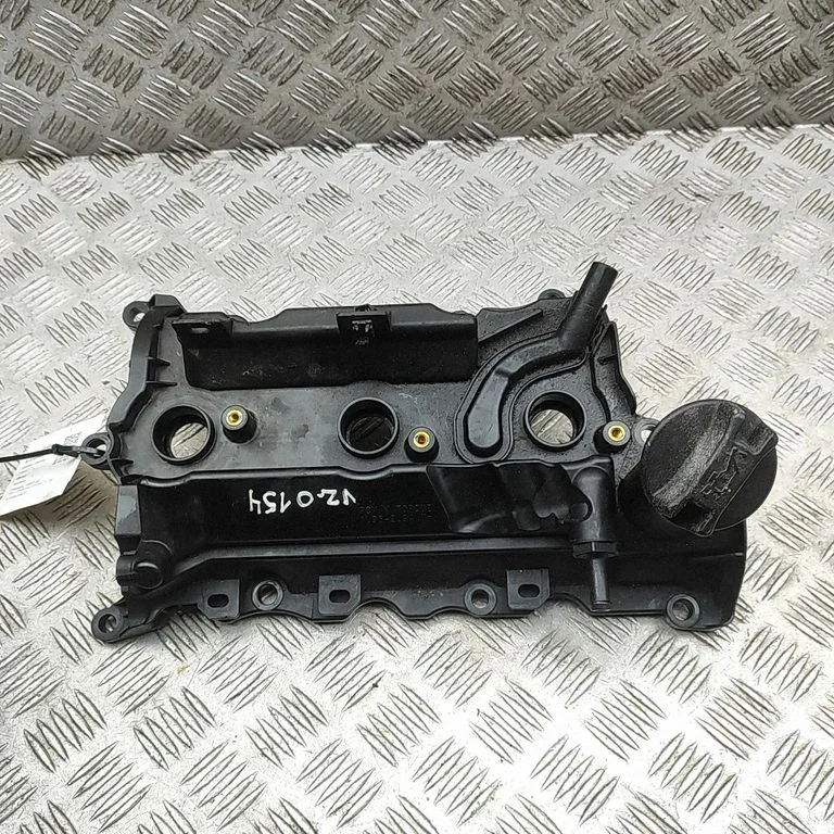 Rocker cam cover – Infiniti Q50 (2014-)