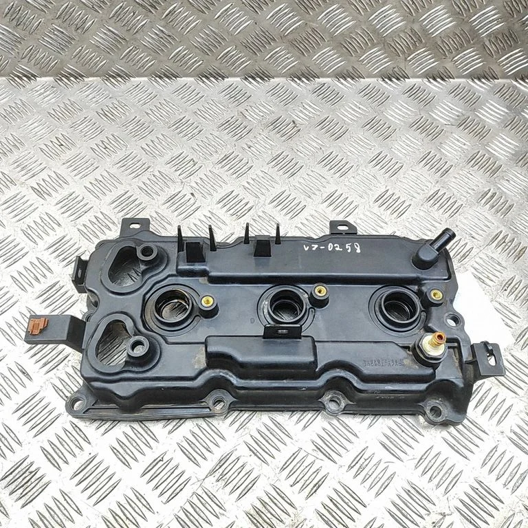 Rocker cam cover – Infiniti Q50 (2014-)