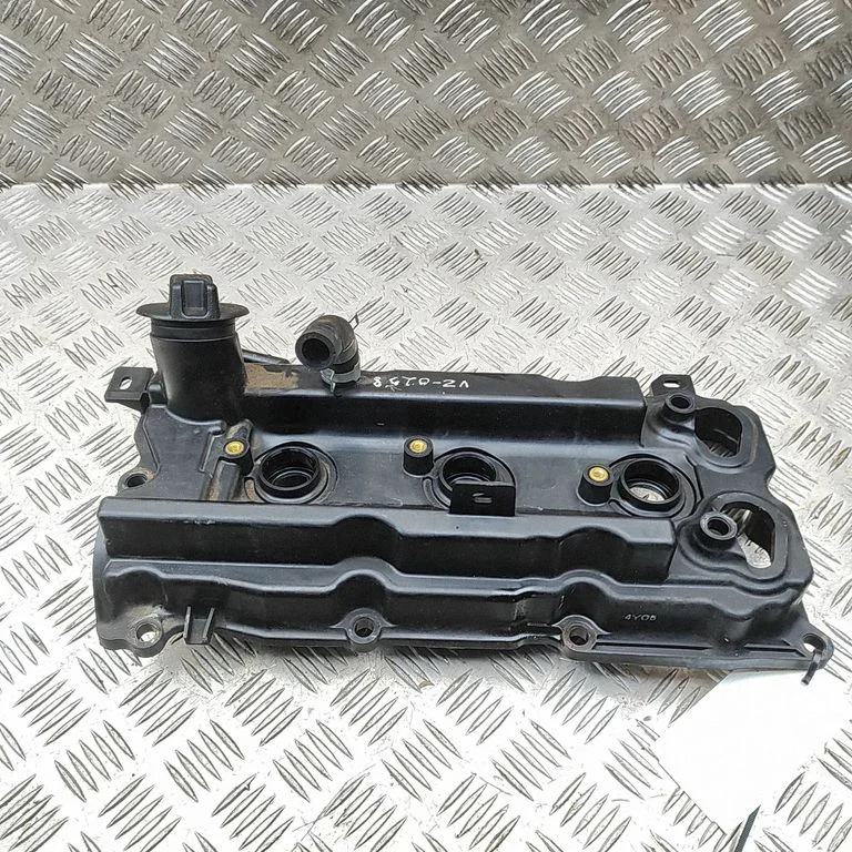 Rocker cam cover – Infiniti Q50 (2014-)