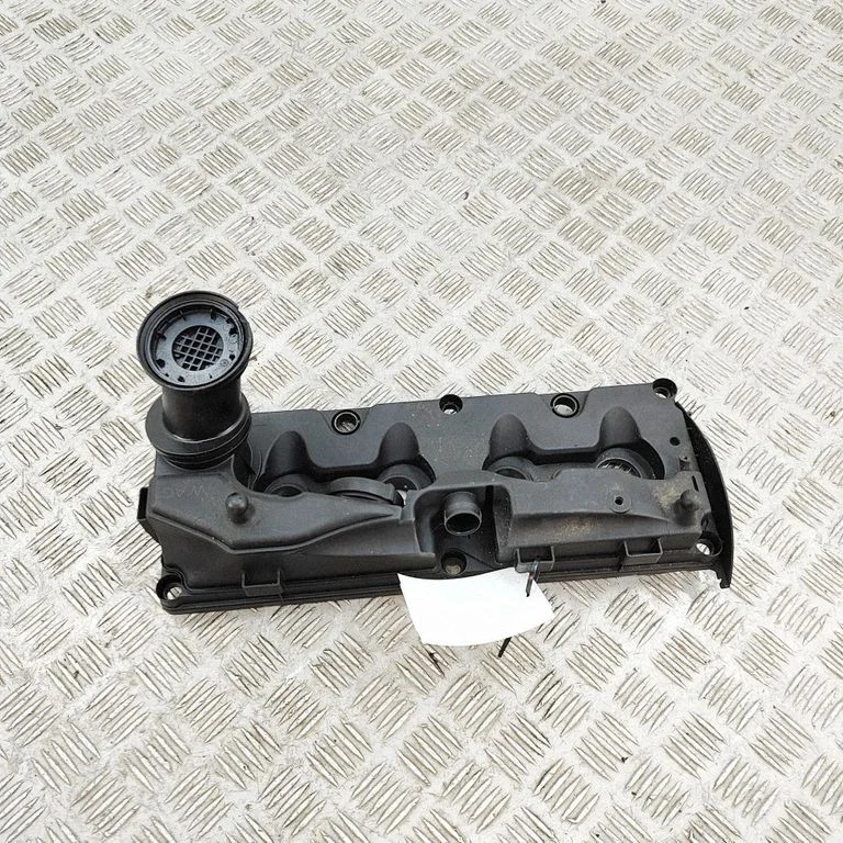 Pokrywa zaworów 03L103469G