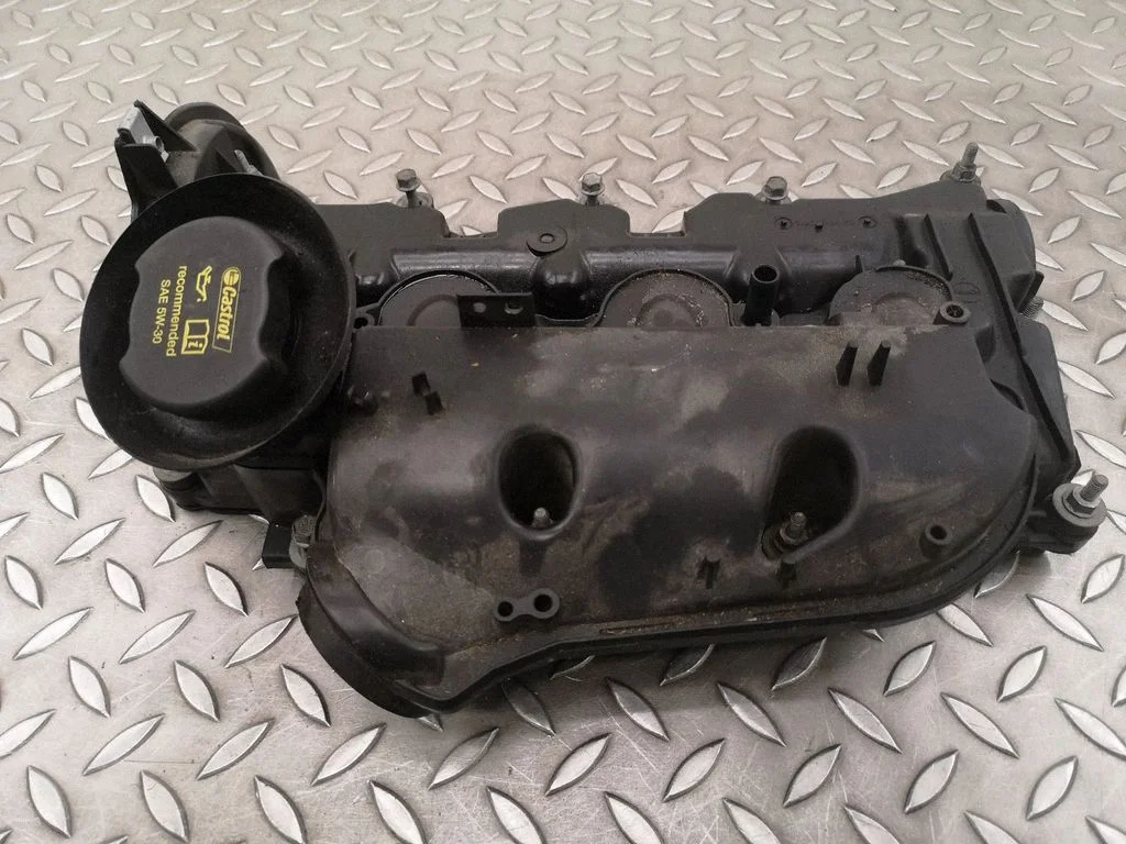 Rocker cam cover 9X2Q9424FD