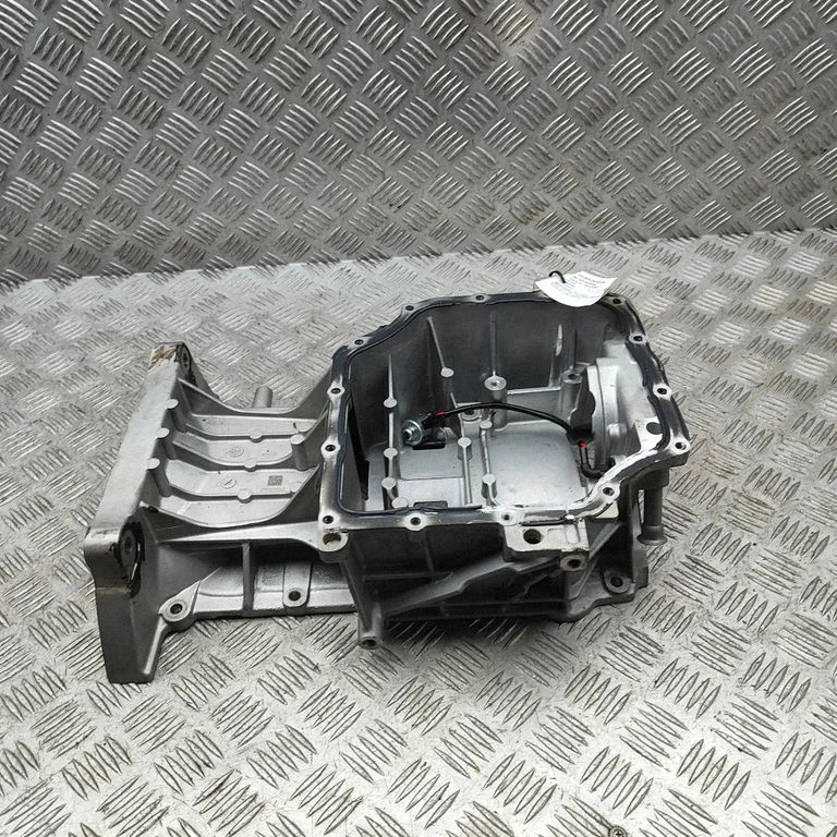 Oil sump