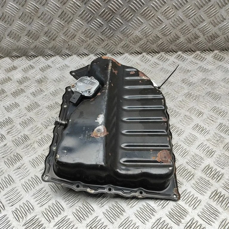 Oil sump – Volkswagen Tiguan (2007-2016)