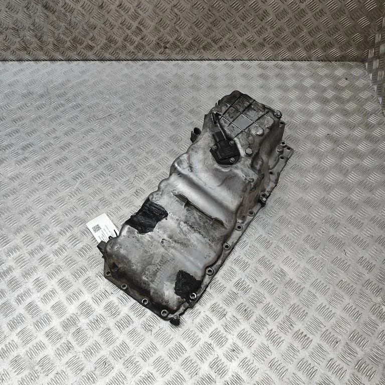 Oil sump 7607909