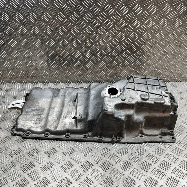 Oil sump 7823204
