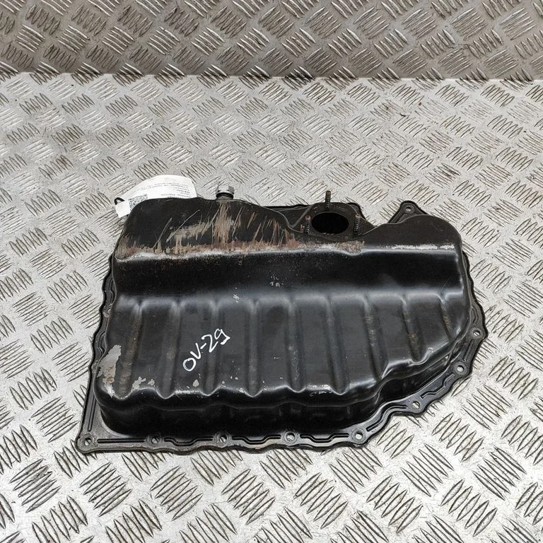 Oil sump 06J103600E