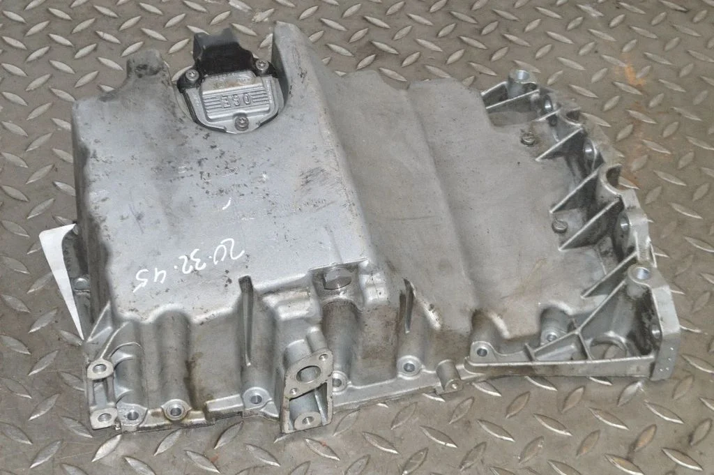 Oil sump – BMW 7 Series G11 G12 (2015-2022)