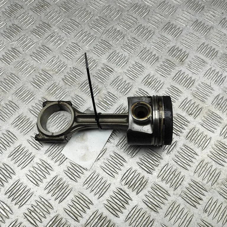 Piston 04L105401A