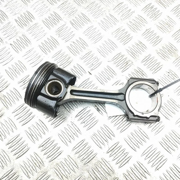 Piston