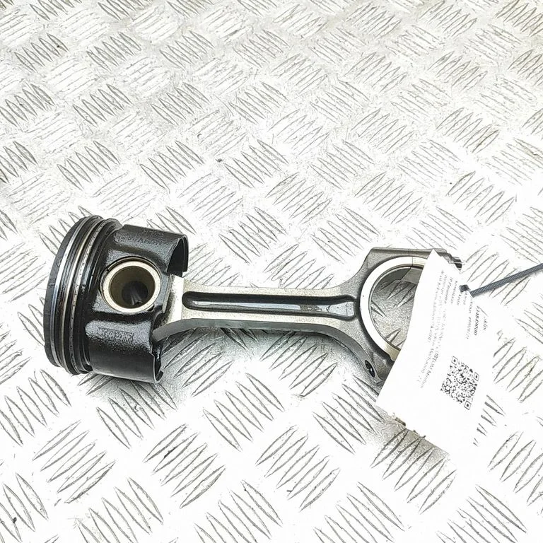 Piston GK2Q6205AA