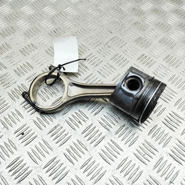 Piston