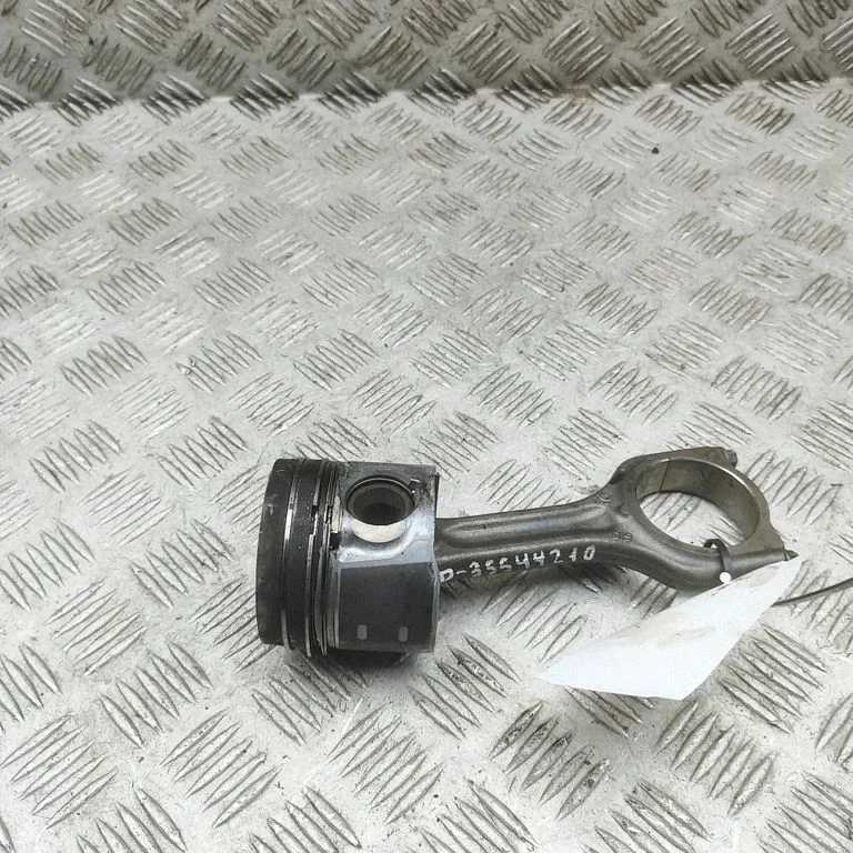 Piston