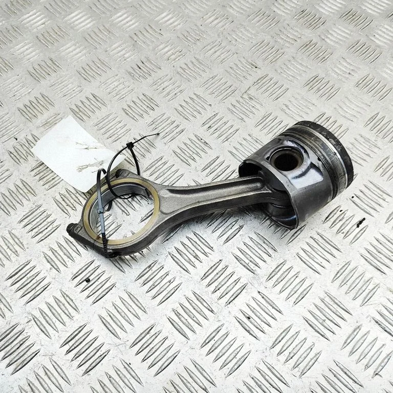 Piston