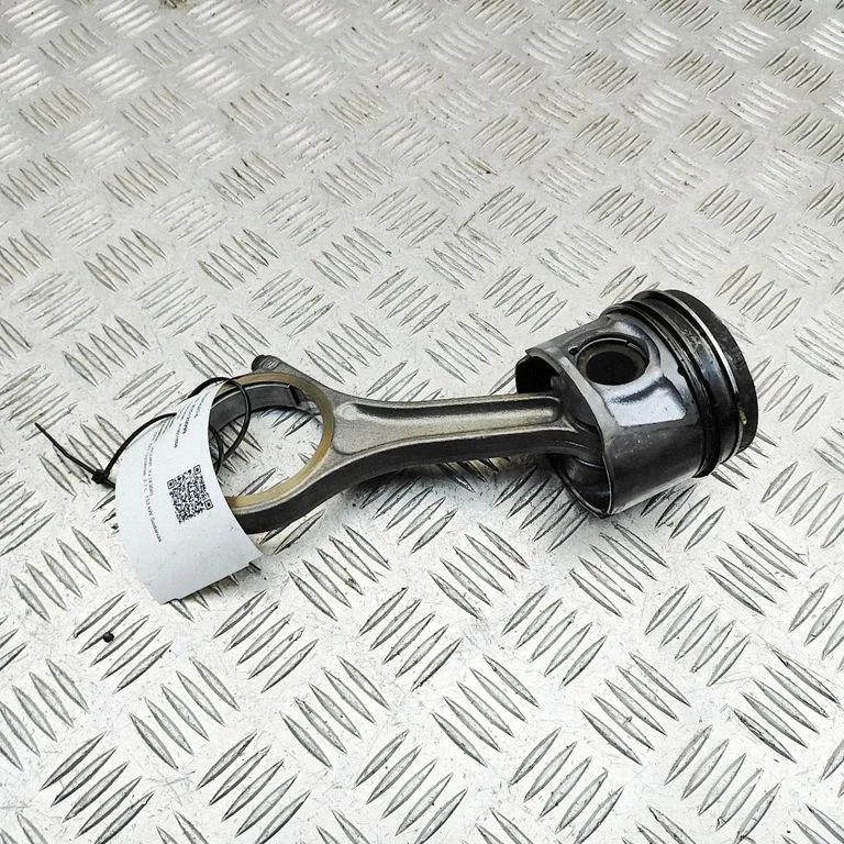 Piston