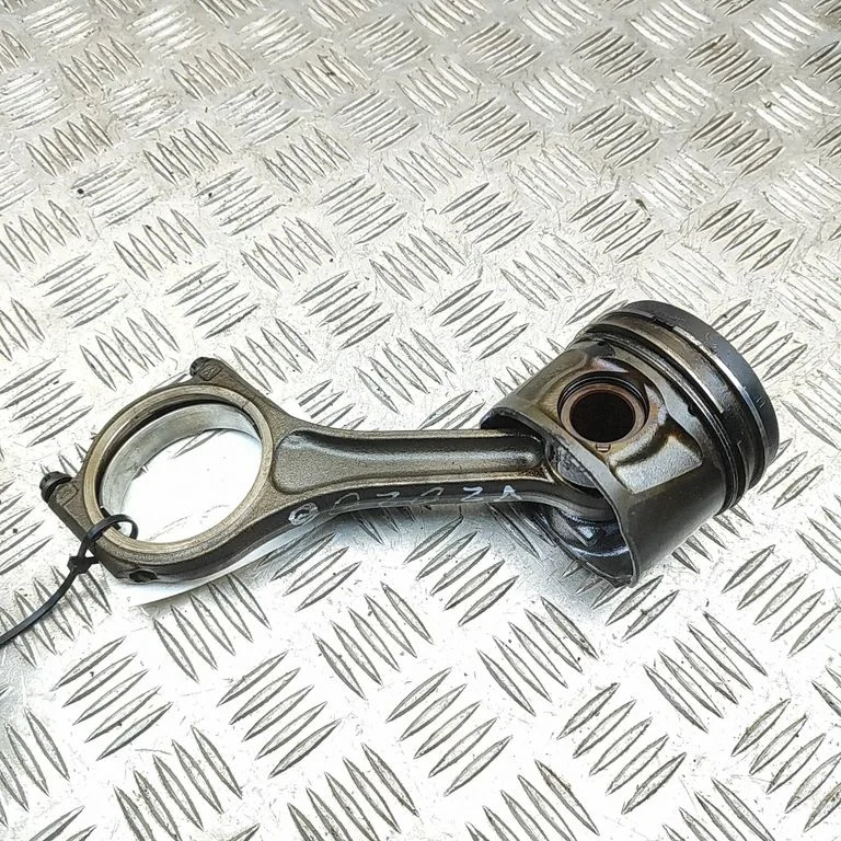 Piston