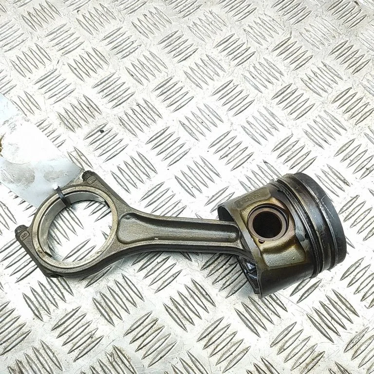 Piston